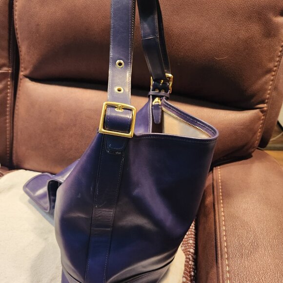 Coach Legacy Leather Large Duffle Horsebit Closure - PURPLE - EUC - Picture 6 of 12